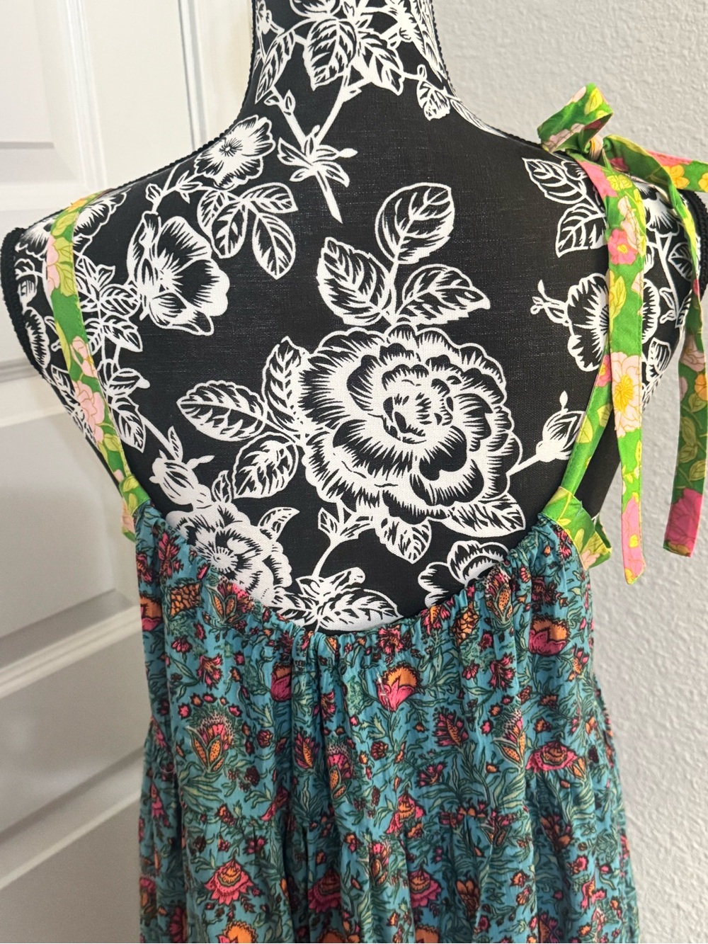 Natural Life Floral Tie Strap Maxi Dress Blue Pink Boho Size Small - Picture 7 of 9